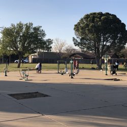 Pioneer Park - Workout equipment