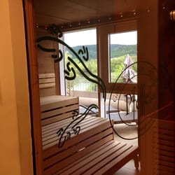 Gartenhotel Pfeffel - Finnische Sauna mit Donaublick