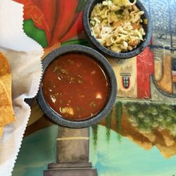 El Tapatio - Salsa and jalapeño slaw