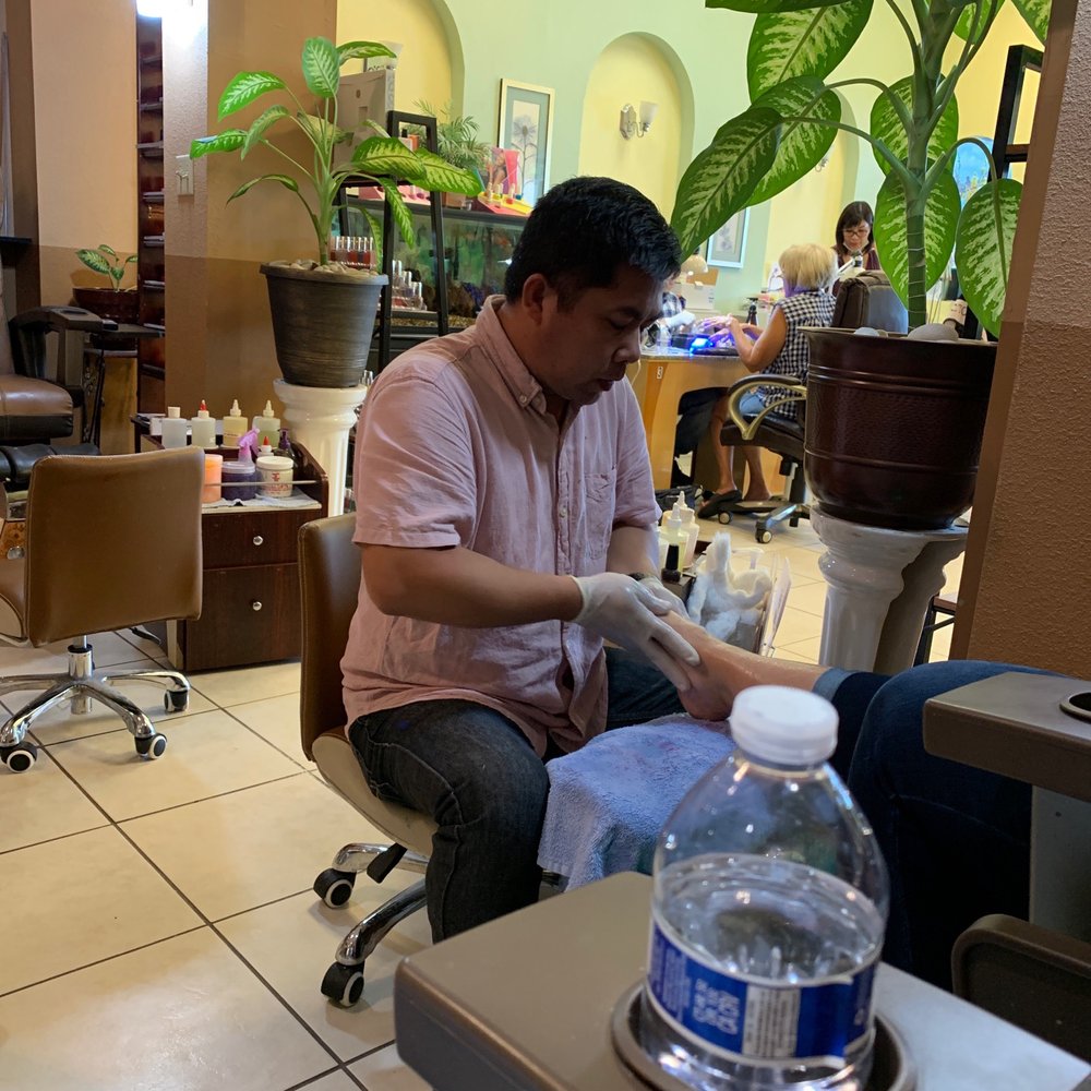 Nail salon, the owner did an amazing job!!! Will be back! Nail salon, the owner did an amazing job!!! Will be back!