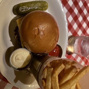 Trivoli Tavern - American Near Me - Chicago, Illinois Trivoli Tavern - American Near Me - Chicago, Illinois