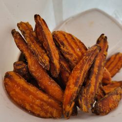 Burgers & Shakes - Sweet Potato fries