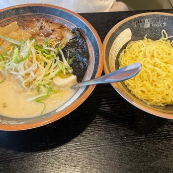 Hokkaido Ramen House - Garlic Tonkotsu w/ side of extra noodles - Ramen Near Me - Lexington, South Carolina Hokkaido Ramen House - Garlic Tonkotsu w/ side of extra noodles - Ramen Near Me - Lexington, South Carolina
