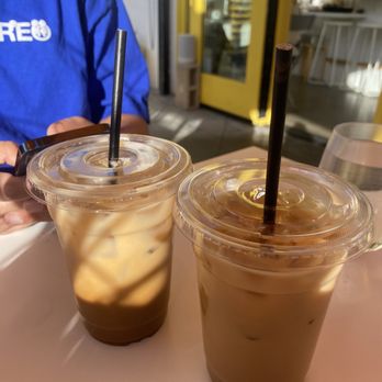 Flipper's - Iced lattes - Pancakes Near Me - West Hollywood, California