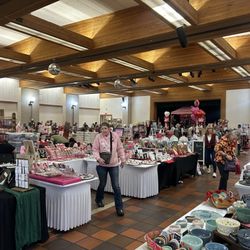 Folsom Community Center - So many cool vendors