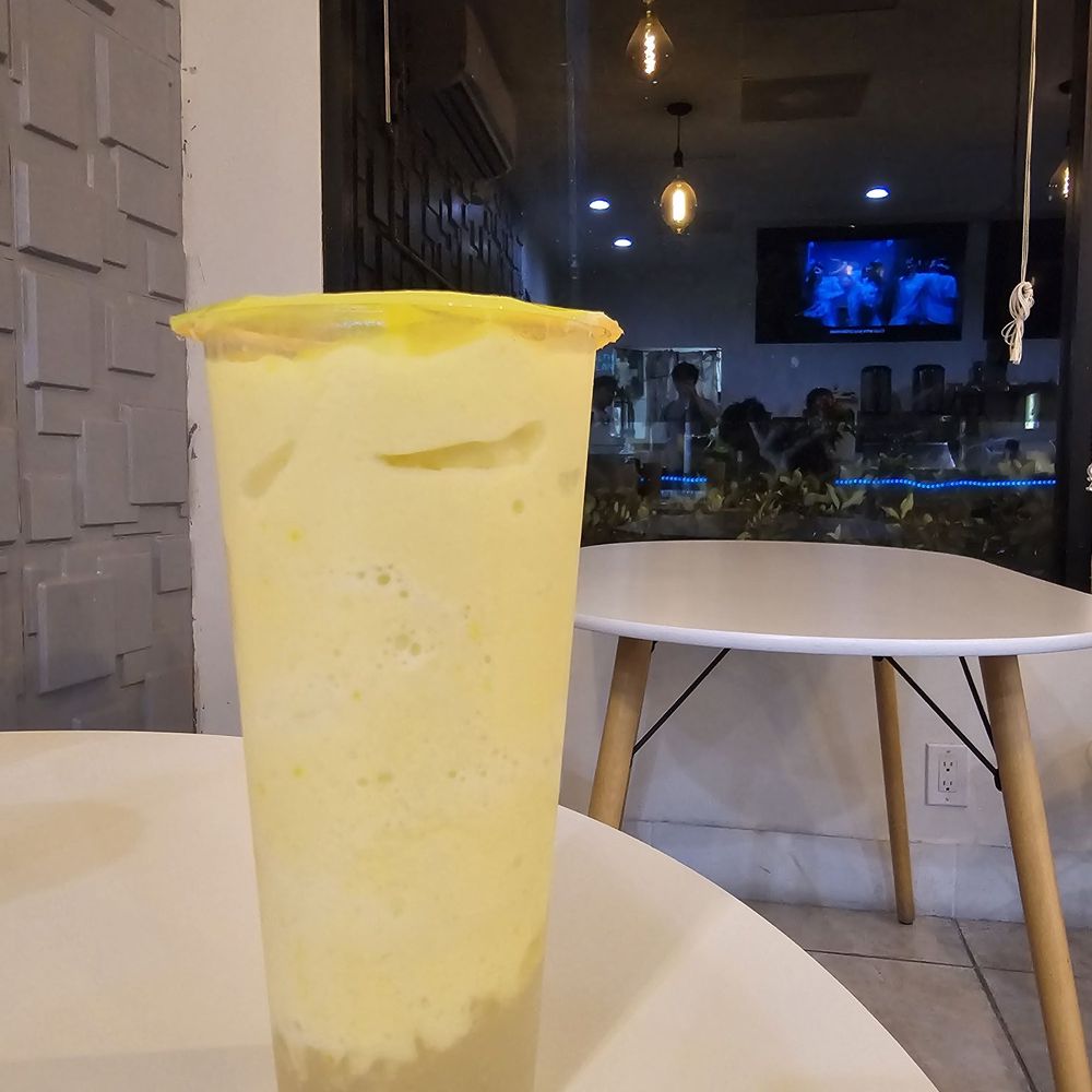 Mango Sago Pomelo with Crystal Boba