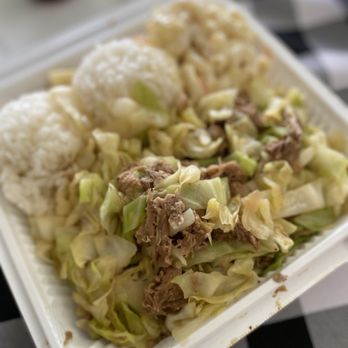 Oh My Grill - Kalua pig and cabbage plate - Barbeque Near Me - Pearl City, Hawaii Oh My Grill - Kalua pig and cabbage plate - Barbeque Near Me - Pearl City, Hawaii