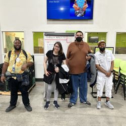 Alameda County Community Food Bank - Ala costa : Katia, Kierre, me, and ?