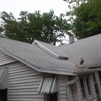 Ryan Construction Systems - BEFORE - The old roof! - Roofing Near Me - Parkville, Missouri