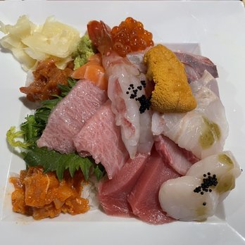 KIYO Arcadia - Premium Chirashi Don $40 - Japanese Near Me - Arcadia, California