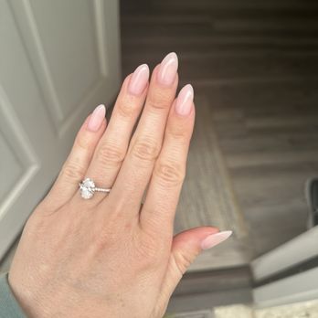 Phoenix' Grace Nails Spa - Nail Salons Near Me - Costa Mesa, California