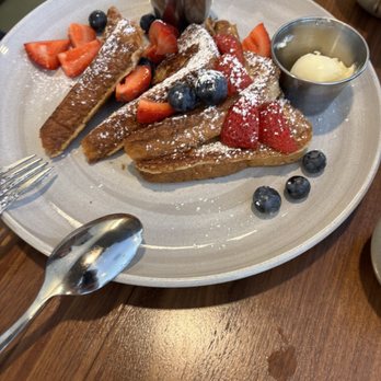 Merchant25 - French Toast - Bars Near Me - Sacramento, California Merchant25 - French Toast - Bars Near Me - Sacramento, California