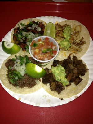 Taqueria No SE Hagan Bolas by null