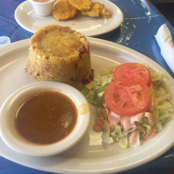 El Mana Restaurant - Almuerzo. Tostones, Mofongo y ensalada. Muy Bien - Puerto Rican Near Me - Wilmington, Delaware El Mana Restaurant - Almuerzo. Tostones, Mofongo y ensalada. Muy Bien - Puerto Rican Near Me - Wilmington, Delaware