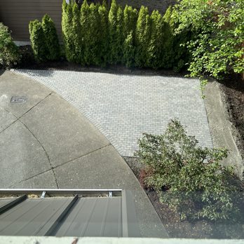 Le Landscape & Yardwork - New Driveway - Landscaping Near Me - Seattle, Washington Le Landscape & Yardwork - New Driveway - Landscaping Near Me - Seattle, Washington