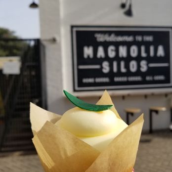 Silos Baking - Cupcakes Near Me - Waco, Texas
