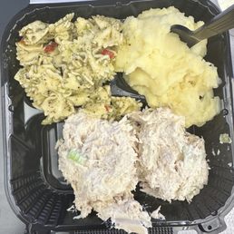 Lunch plate with pesto Pasta, mash potatoes & chicken salad Lunch plate with pesto Pasta, mash potatoes & chicken salad
