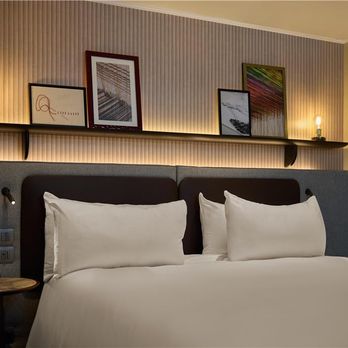 Hilton Milano - Guest room - Hotels Near Me - Milan, Michigan Hilton Milano - Guest room - Hotels Near Me - Milan, Michigan