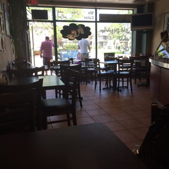 Chef Burger - Dining area. - Burgers Near Me - Richmond Hill, Ontario Chef Burger - Dining area. - Burgers Near Me - Richmond Hill, Ontario