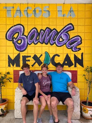 Tacos La Bamba by null
