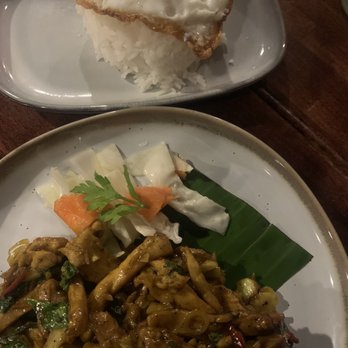 Sura - Turmeric chicken - Thai Near Me - Washington, DC, District of Columbia