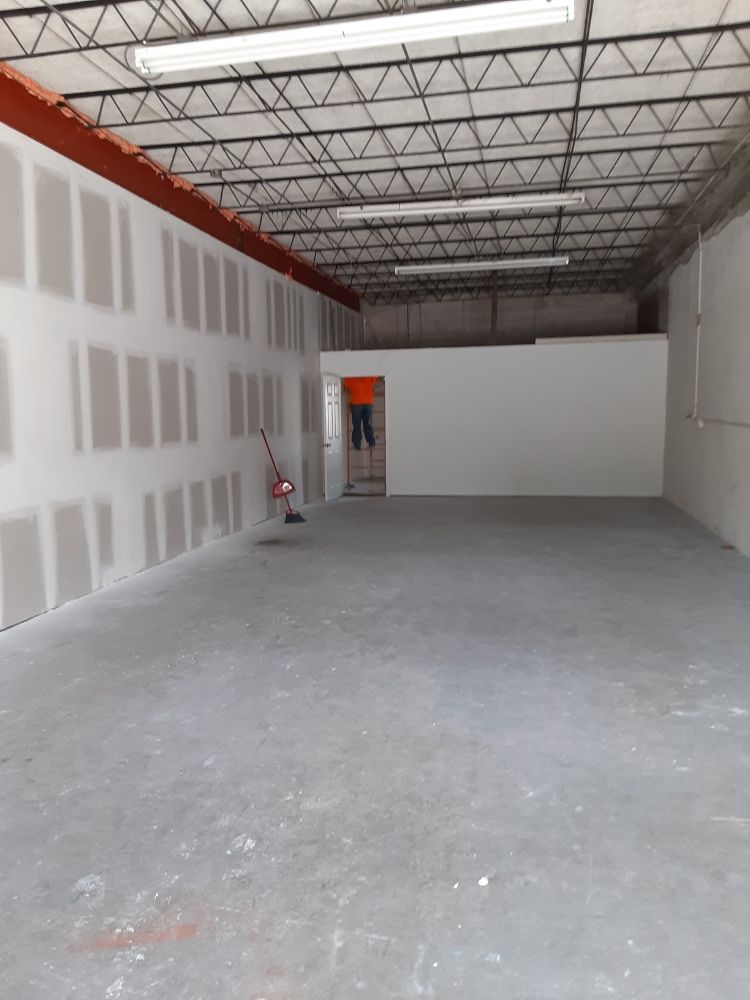 Slide of La Palma Construction