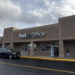 FedEx Office Print & Ship Center - Front