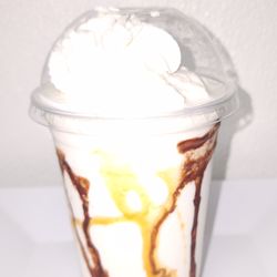 Shake & Dubai Chocolate Land