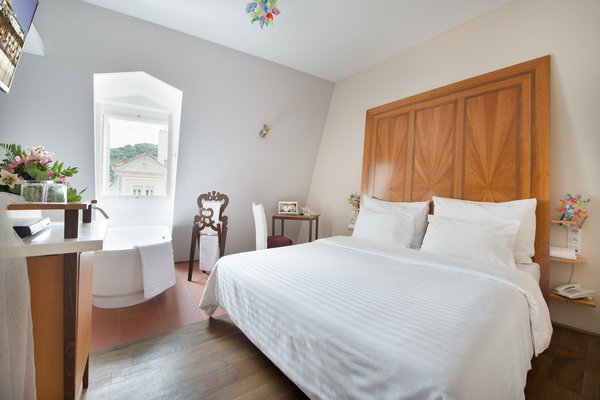 Design Hotel Neruda Prague by null