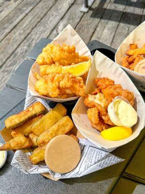 Pajo's Fish & Chips at Steveston Wharf by null