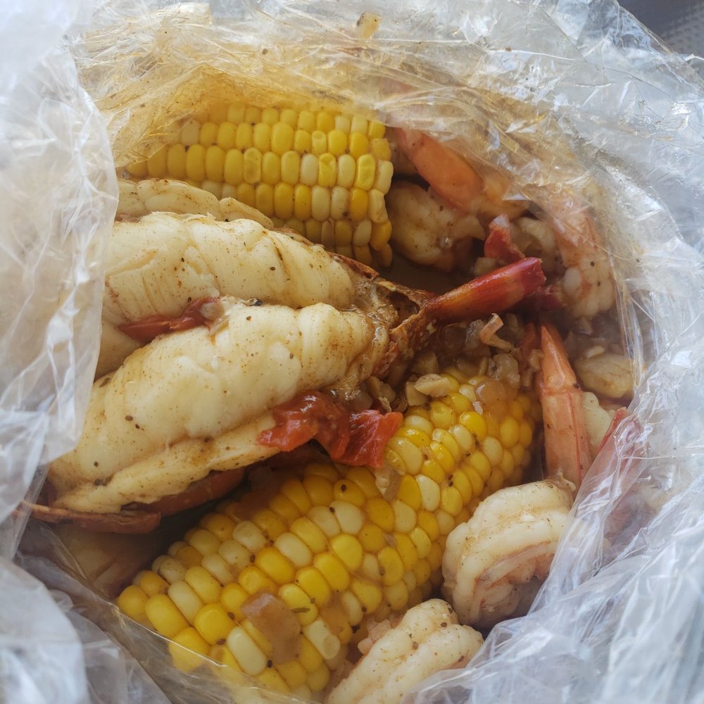 Island Cz Lounge - Caribbean Near Me - Brooklyn, New York Island Cz Lounge - Caribbean Near Me - Brooklyn, New York
