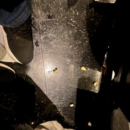 Dirty and sticky floors! Dirty and sticky floors!