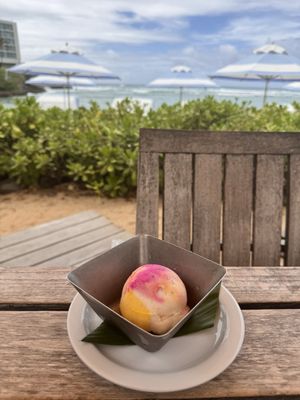 Beach House by Roy Yamaguchi by null