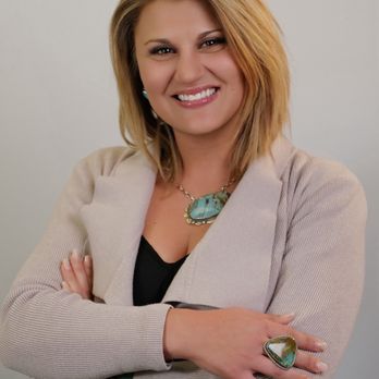 Signature Styles by Brit - Headshot - Interior Design Near Me Signature Styles by Brit - Headshot - Interior Design Near Me