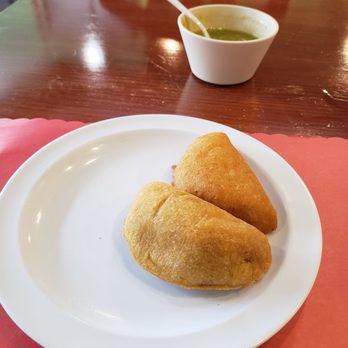 El Llano Restaurant - Northcenter - Colombian Near Me - Chicago, Illinois El Llano Restaurant - Northcenter - Colombian Near Me - Chicago, Illinois