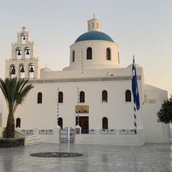 Soulshine Travel Company - Santorini