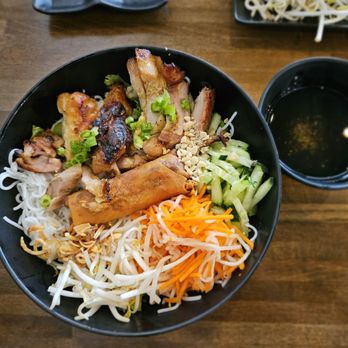 Pho Tám Cali - BYO Rice & Vermicelli - 1 Choice - Vietnamese Near Me - Lake Forest, California