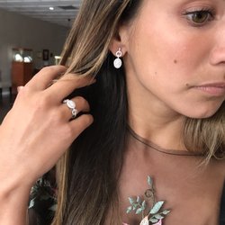 Wm Mazza Fine Jewelry - White and diamond