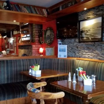 The Bridge Bar & Mooring Restaurant - Interior near the entrance - Irish Near Me - Portmagee, Kentucky