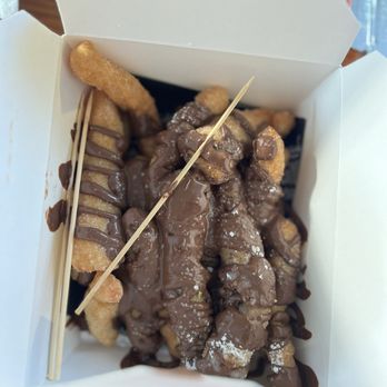 Signora Pizza - Nutella angioletti - Food Trucks Near Me - Las Vegas, Nevada