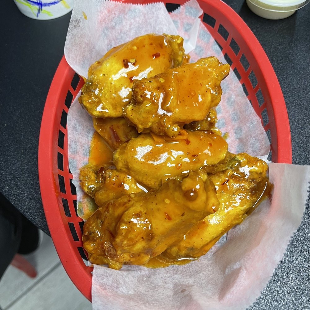 Fusion Wings - Mango Habanero wings - very good - Chicken Wings Near Me - Montebello, California