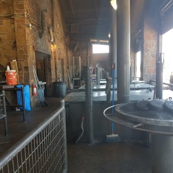 Hard Eight BBQ - Barbeque Near Me - Roanoke, Texas