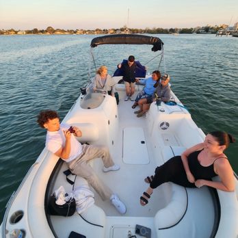 Great Day Boat Tours - Boat Tours Near Me - Venice, Florida