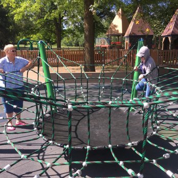 Bear Creek Park - Playgrounds Near Me - Medford, Oregon