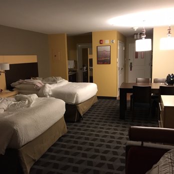 TownePlace Suites by Marriott Wareham Buzzards Bay - Queen suite - Hotels Near Me - Wareham, Massachusetts