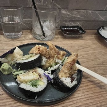 Ozakaya - Soft shell crab roll. - Izakaya Near Me - Brooklyn, New York Ozakaya - Soft shell crab roll. - Izakaya Near Me - Brooklyn, New York