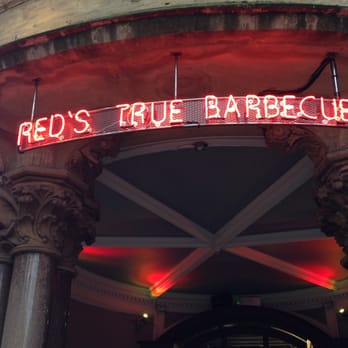 Red's True Barbecue - Barbeque Near Me - Manchester, XGM