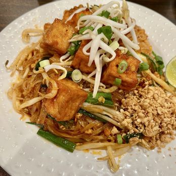 Thai Chili Cuisine - Pad Thai Dinner - Thai Near Me - Lenexa, Kansas Thai Chili Cuisine - Pad Thai Dinner - Thai Near Me - Lenexa, Kansas