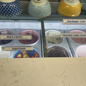 Milkshake and Cookies - Flavors - Ice Cream & Frozen Yogurt Near Me - Plainfield, Illinois