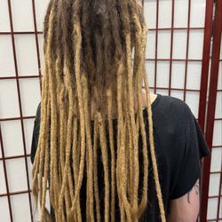 All Dolled Up Hair Studio - Instant locs